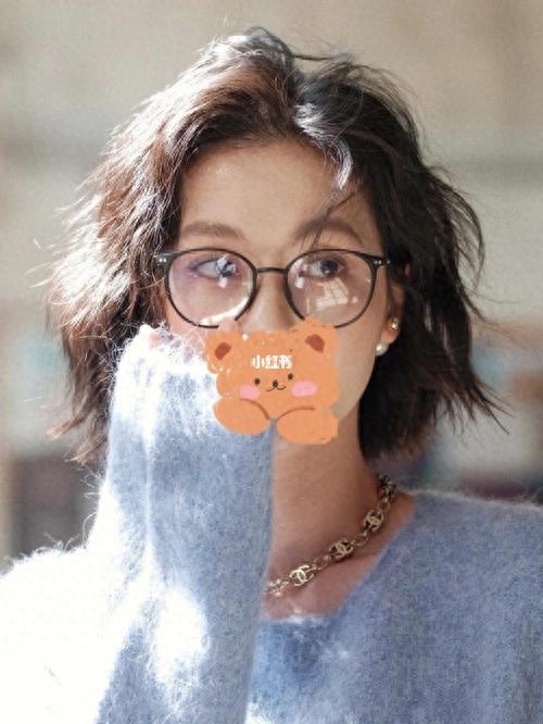水瓶座女生性格特点大解密：10大性格特点与成功需求