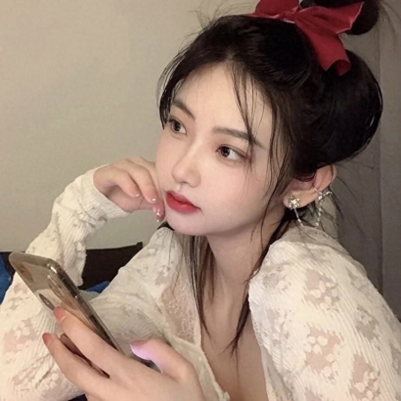 水瓶座女生的性格特点