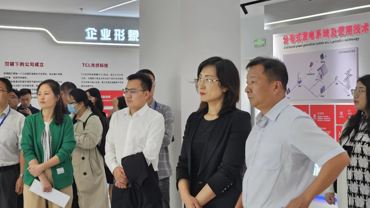 “向‘实’聚力 加‘数’前行”主题调研行走进武汉经开区