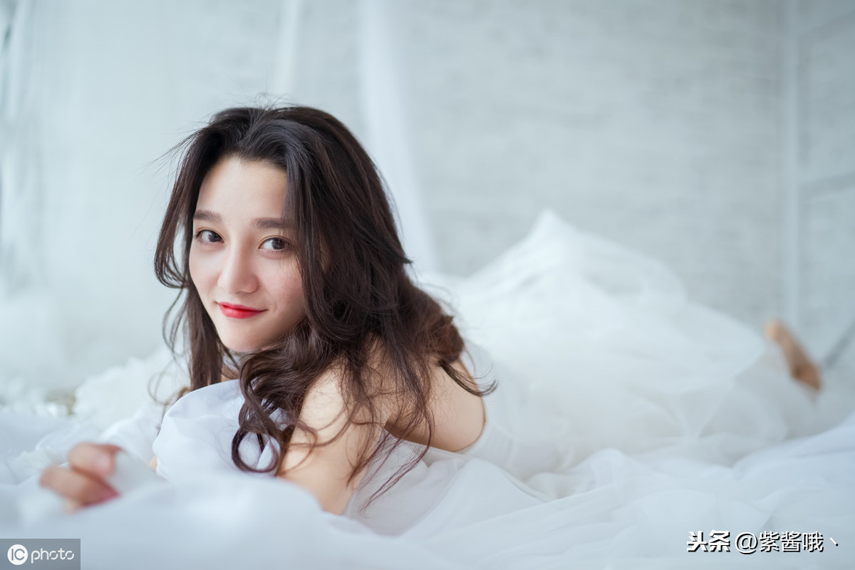 最吸引天蝎男的5个星座女