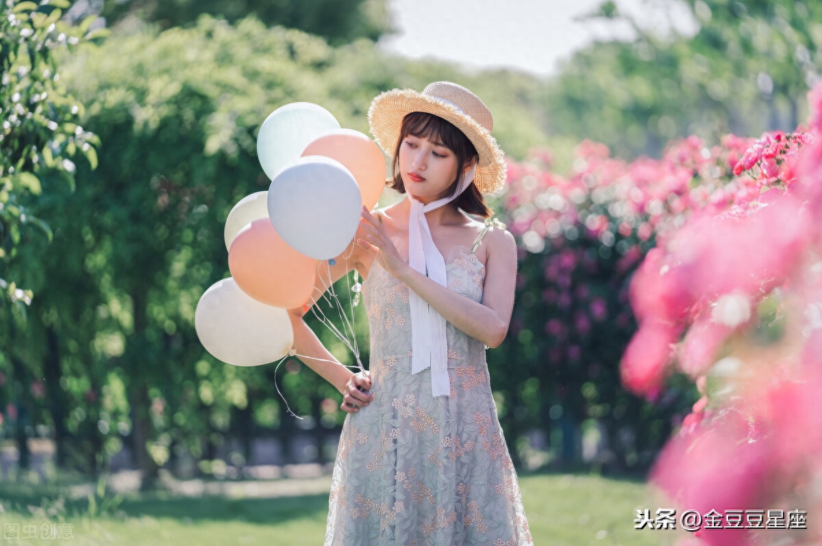 天秤座人的性格女落落大方