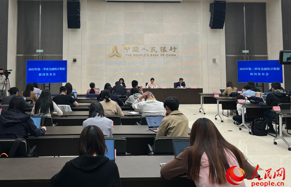 严监管、防风险、促发展：为建设金融强国筑牢安全底线