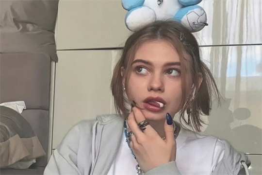 没人爱的女生有什么特点
