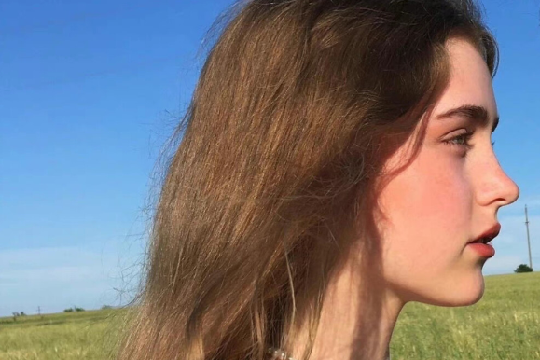 双子座女生和什么座最配男生双子座女生的性格